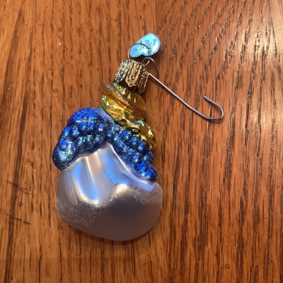 O.W.C. Angel ornament (#1) - Picture 2 of 6